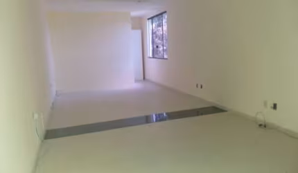 Sala comercial com 1 sala à venda no Recreio Ipitanga, Lauro de Freitas , 40 m2 por R$ 130.000