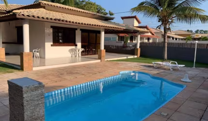 CASA COM 3/4 EM JACUIPE