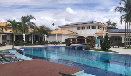 EXCELENTE CASA DE 3/4 COM UMA SUÍTE
