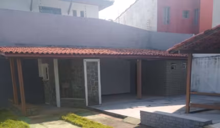 Casa comercial com 1 sala à venda no Vilas do Atlantico, Lauro de Freitas  por R$ 1.450.000