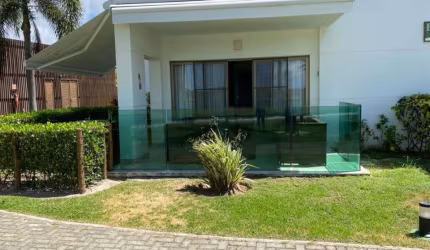 Casa em condomínio fechado com 3 quartos à venda na Praia do Forte, Mata de São João , 127 m2 por R$ 1.200.000
