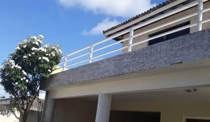 Casa em condomínio fechado com 5 quartos à venda no Estrada do Coco, Lauro de Freitas  por R$ 1.290.000
