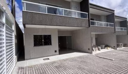 CASAS COMPOSTA POR 4/4 COM 3 SUÍTES EM PITANGUEIRAS!