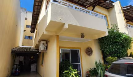 CASA COM 3/4 EM PITANGUEIRAS