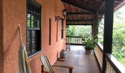 Casa com 4 quartos à venda no Portão, Lauro de Freitas  por R$ 998.000