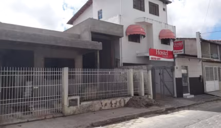 Casa com 12 quartos à venda no Feira VI, Feira de Santana , 160 m2 por R$ 950.000