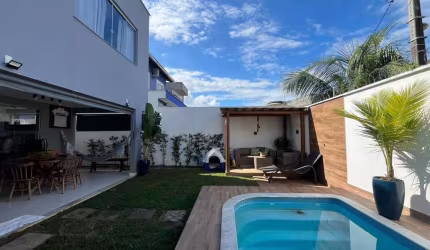 Casa em condomínio fechado com 4 quartos à venda em Caji, Lauro de Freitas  por R$ 850.000
