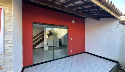 Casa com 3 quartos à venda no Centro, Lauro de Freitas , 250 m2 por R$ 850.000