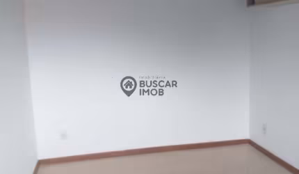 Sala comercial para alugar no Vilas do Atlantico, Lauro de Freitas  por R$ 1.300