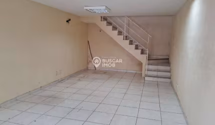 Barracão / Galpão / Depósito para alugar no Recreio Ipitanga, Lauro de Freitas  por R$ 2.500
