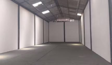 Barracão / Galpão / Depósito para alugar no Pitangueiras, Lauro de Freitas , 450 m2 por R$ 7.000