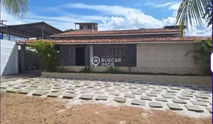 Casa comercial com 1 sala para alugar no Ipitanga, Lauro de Freitas  por R$ 5.600