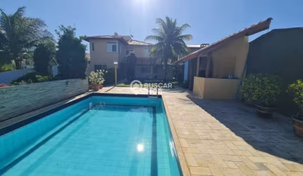 CASA 3 SUÍTES EM ALAMEDA FECHADA