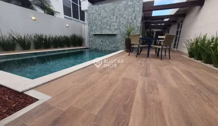 CASA COM 3 SUÍTES EM ALPHAVILLE LITORAL NORTE 1