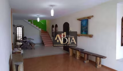Belo Sobrado com 3 dormitórios e uma suíte à venda, 401 m² por R$ 1.300.000 no Jardim Itapark em Mauá voc? pode ser o mais novo/a proprietário!