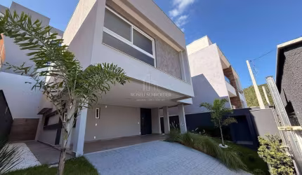 Sobrado no bairro São Francisco de Assis!