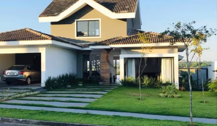 Casa com 3 quartos à venda em Centro - SP