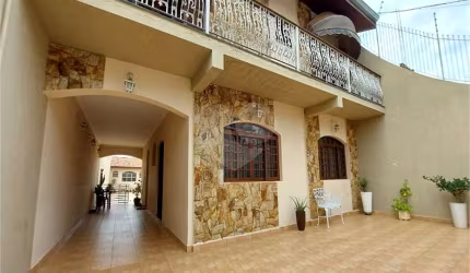 Casa com 3 quartos à venda em Jardim Simus - SP