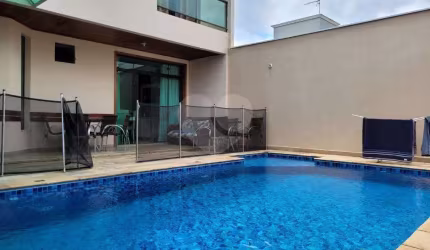 Casa com 4 quartos à venda em Parque Residencial Villa Dos Inglezes - SP
