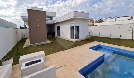 Condomínio com 3 quartos à venda em Jardim Novo Mundo - SP