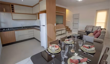 Condomínio com 3 quartos à venda em Jardim Simus - SP