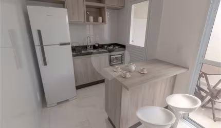 Condomínio com 2 quartos à venda em Jardim Simus - SP