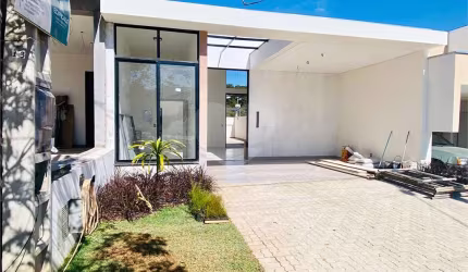 Condomínio com 3 quartos à venda em Jardim Novo Horizonte - SP