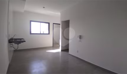 Apartamento com 2 quartos à venda em Jardim Wanel Ville V - SP