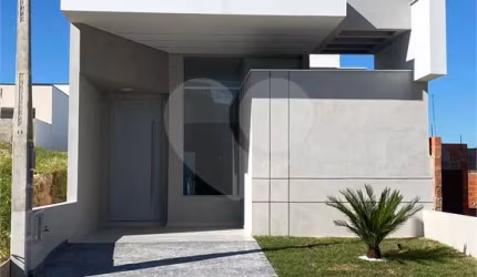 Condomínio com 3 quartos à venda em Horto Florestal - SP