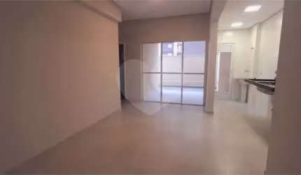 Apartamento com 2 quartos à venda ou para locação em Itapeva - SP