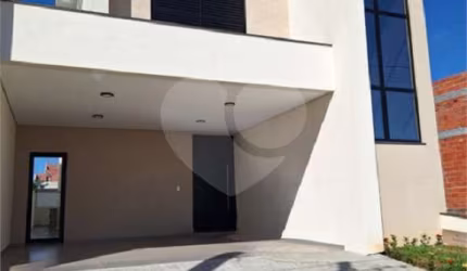 Condomínio com 3 quartos à venda em Wanel Ville - SP