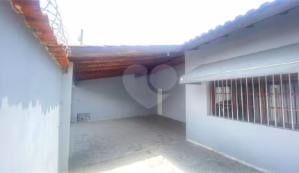 Casa com 3 quartos à venda em Vila Progresso - SP