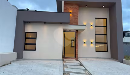Condomínio com 3 quartos à venda em Horto Florestal - SP