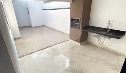 Condomínio com 3 quartos à venda em Wanel Ville - SP