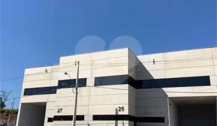 Condomínio para locação em Éden - SP