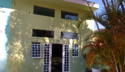 Salão Comercial à venda ou para locação em Cajuru Do Sul - SP