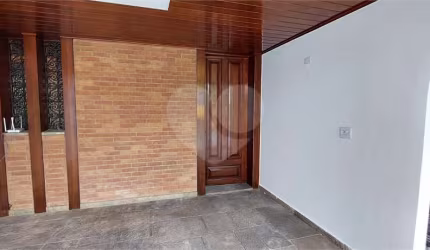 Casa com 3 quartos à venda ou para locação em Jardim Vergueiro - SP