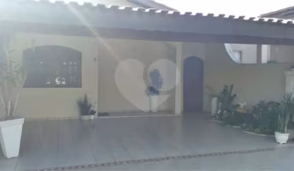 Condomínio com 2 quartos à venda em Jardim Gonçalves - SP