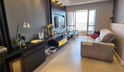 Apartamento com 3 quartos à venda em Além Ponte - SP