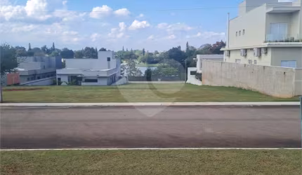 Terreno à venda em Centro - SP