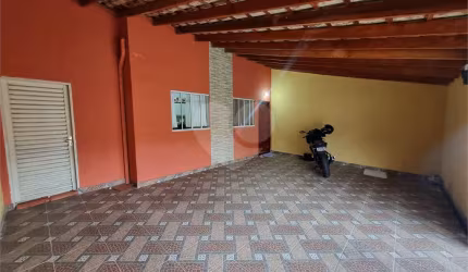 Casa com 2 quartos à venda em Jardim Wanel Ville V - SP