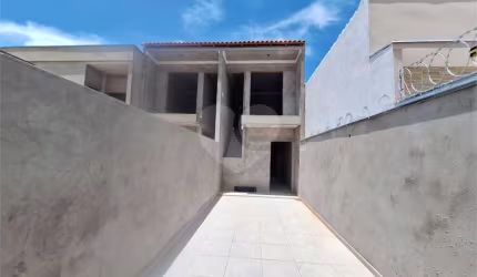 Casa de vila com 2 quartos à venda em Jardim Piazza Di Roma Ii - SP