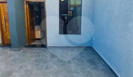 Casa de vila com 2 quartos à venda em Jardim Tulipas - SP