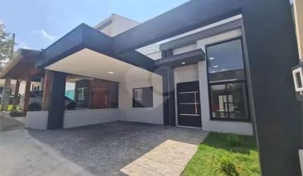 Condomínio com 3 quartos à venda em Horto Florestal - SP