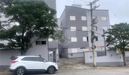 Apartamento com 3 quartos à venda ou para locação em Vila Carvalho - SP
