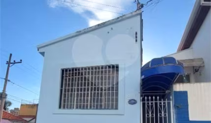 Prédio inteiro para locação em Vila Leão - SP