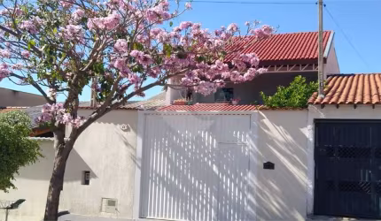 Sobrado com 3 quartos à venda em Jardim Alpes De Sorocaba - SP
