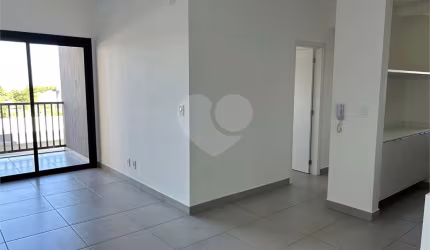 Apartamento com 2 quartos para locação em Além Ponte - SP