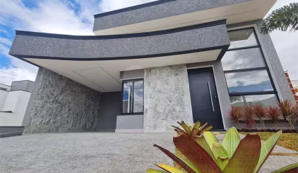 Condomínio com 3 quartos à venda em Cajuru Do Sul - SP