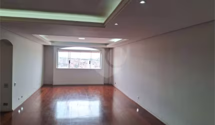 Apartamento com 3 quartos à venda ou para locação em Centro - SP